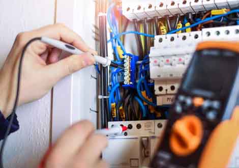Mise aux normes électrique dans les Hauts-de-Seine